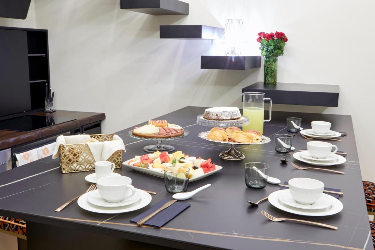 Casa Vittoria Napoli - Santa Lucia B&B 외부 사진
