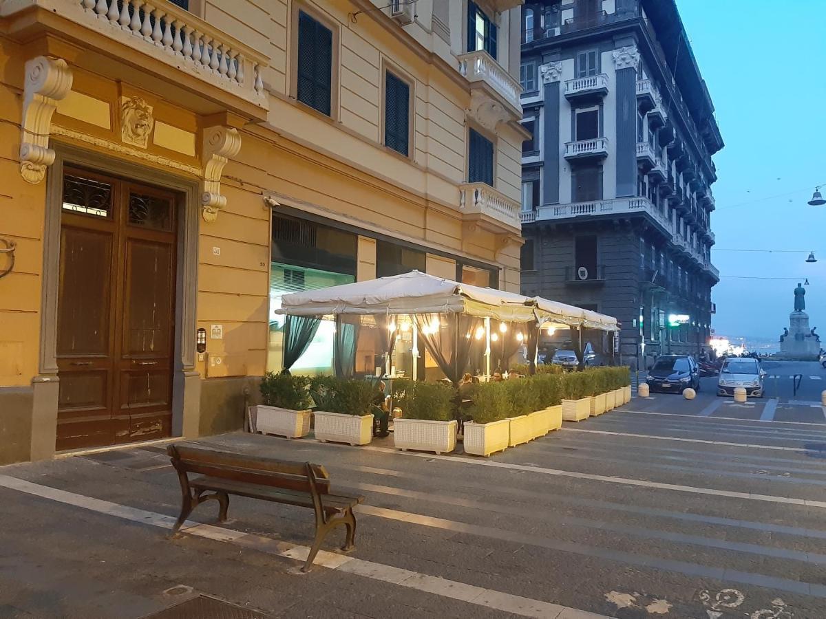 Casa Vittoria Napoli - Santa Lucia B&B 외부 사진