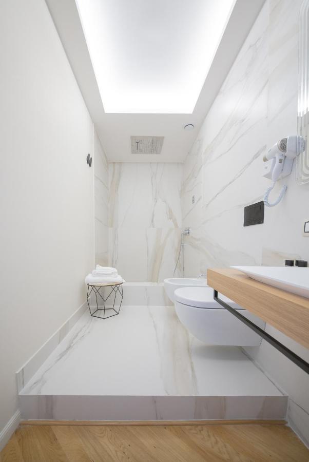 Casa Vittoria Napoli - Santa Lucia B&B 외부 사진