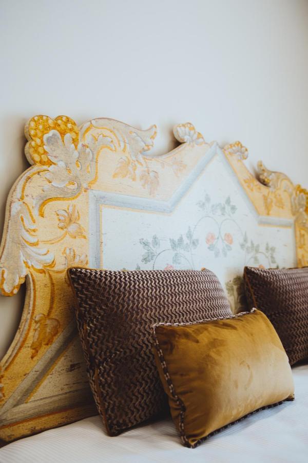 Casa Vittoria Napoli - Santa Lucia B&B 외부 사진